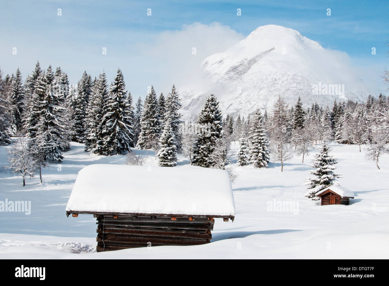 Snowy landscape with Mt Hohe Munde, Seefeld Plateau, Seefeld, Tyrol, Austria Stock Photo