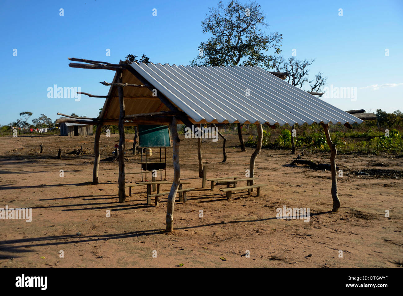 School in the village of the Xavantes people, Nova Vida near the mission of Sangradouro, Primavera do Leste, Mato Grosso, Brazil Stock Photo