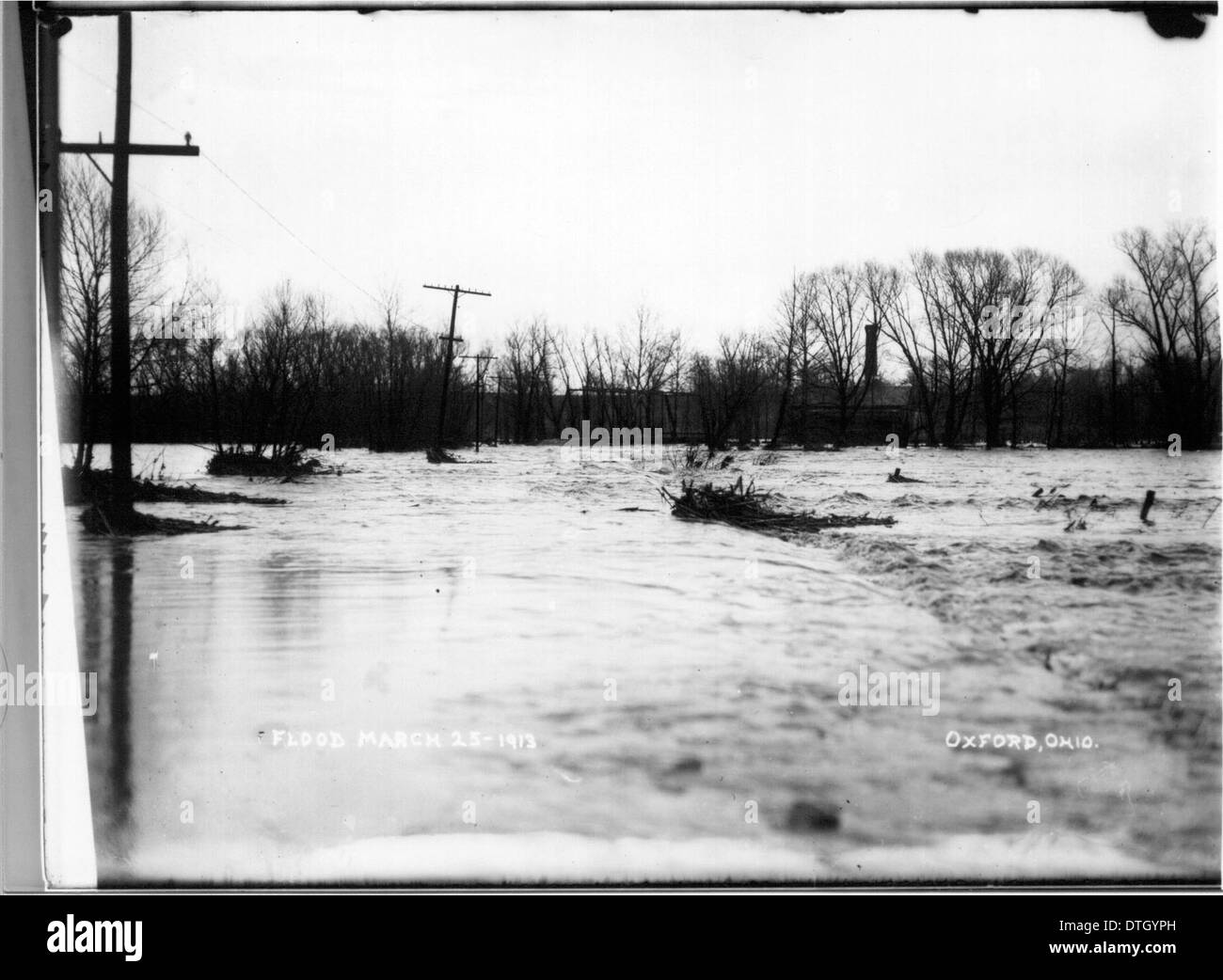 Rush of water during Oxford flood 1913 Stock Photo Alamy