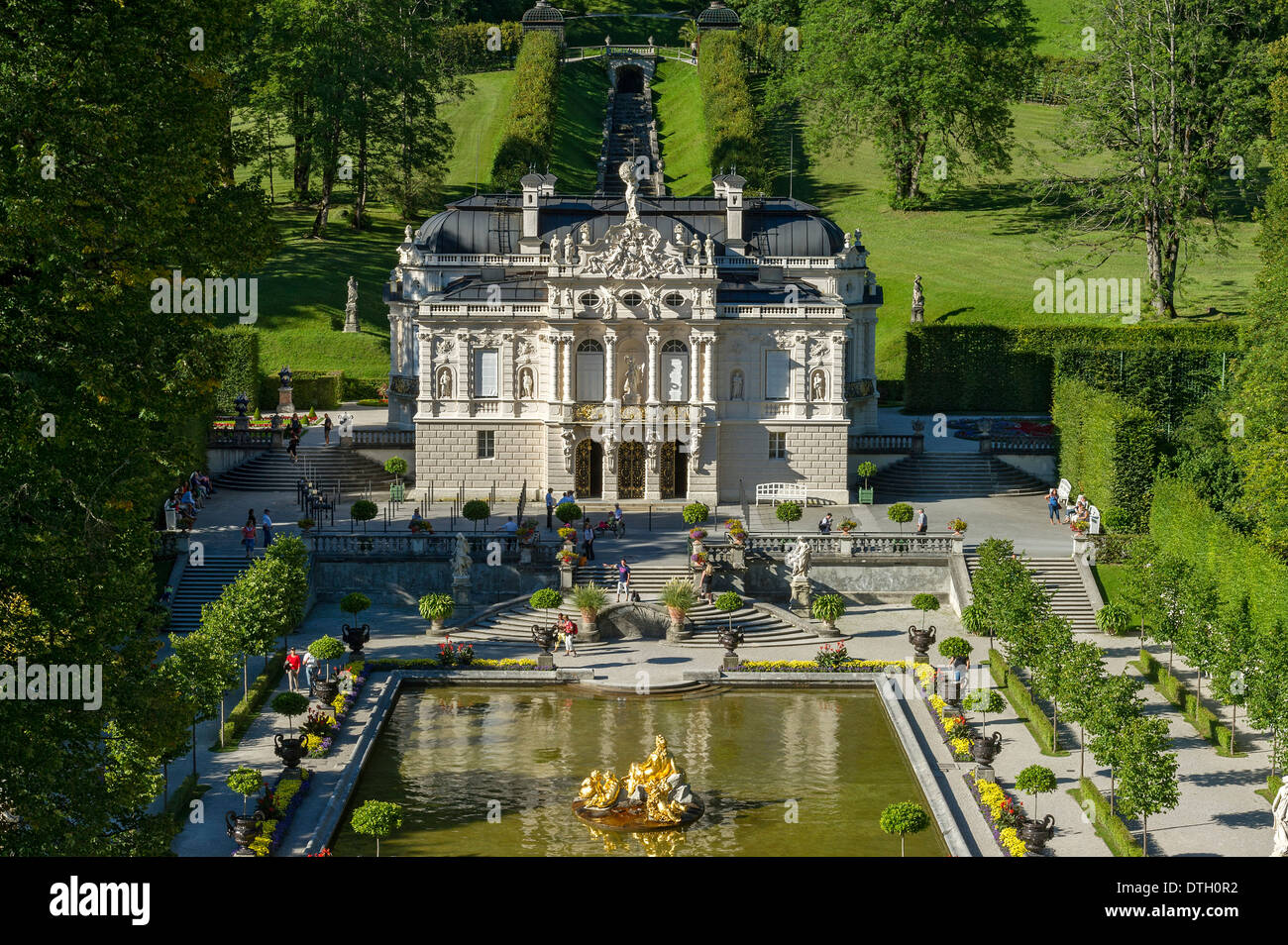 Water parterre in the palace gardens, in front of Schloss Linderhof Palace, Upper Bavaria, Bavaria, Germany Stock Photo
