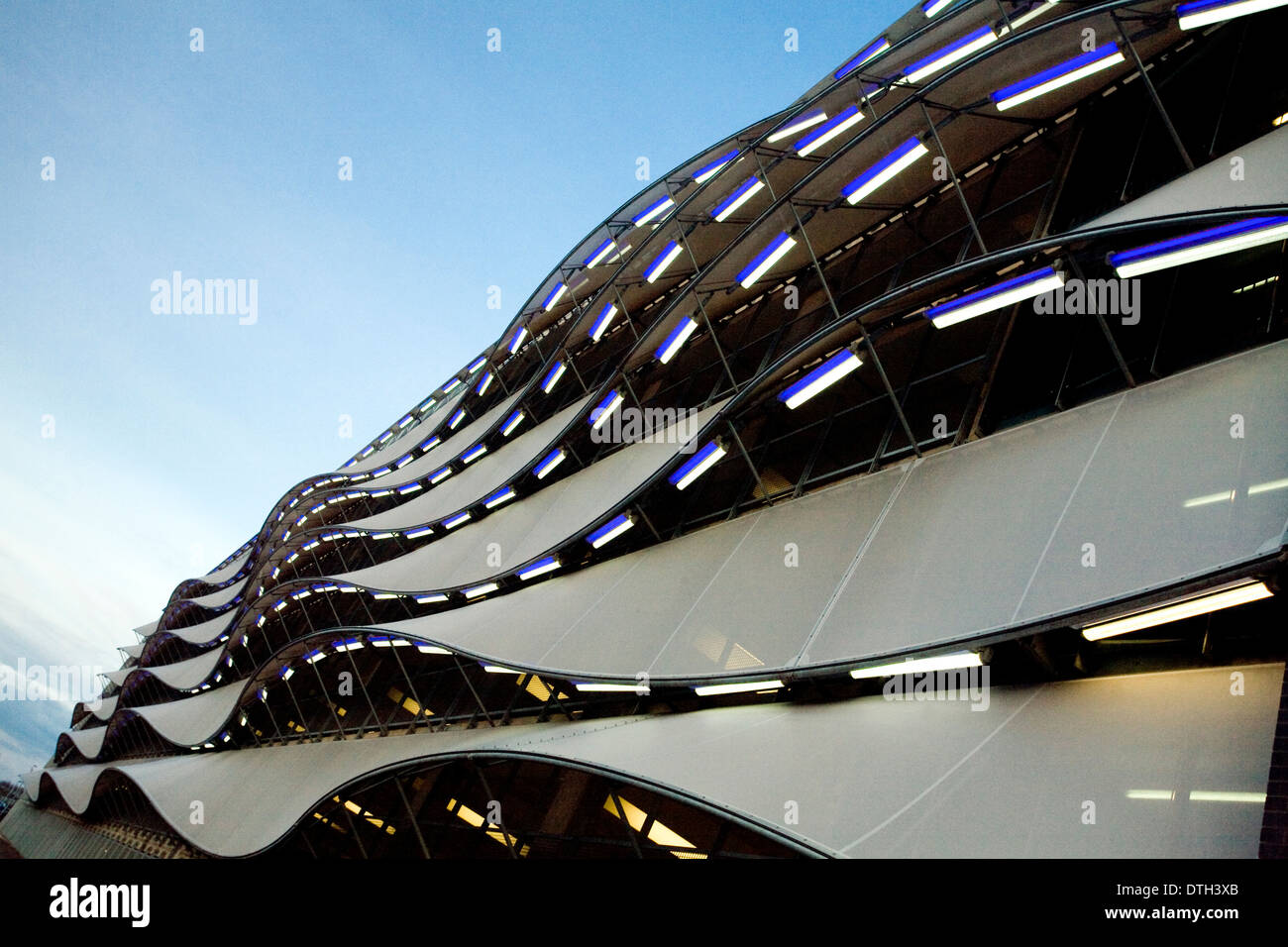 Multistorey car park cardiff hi-res stock photography and images - Alamy