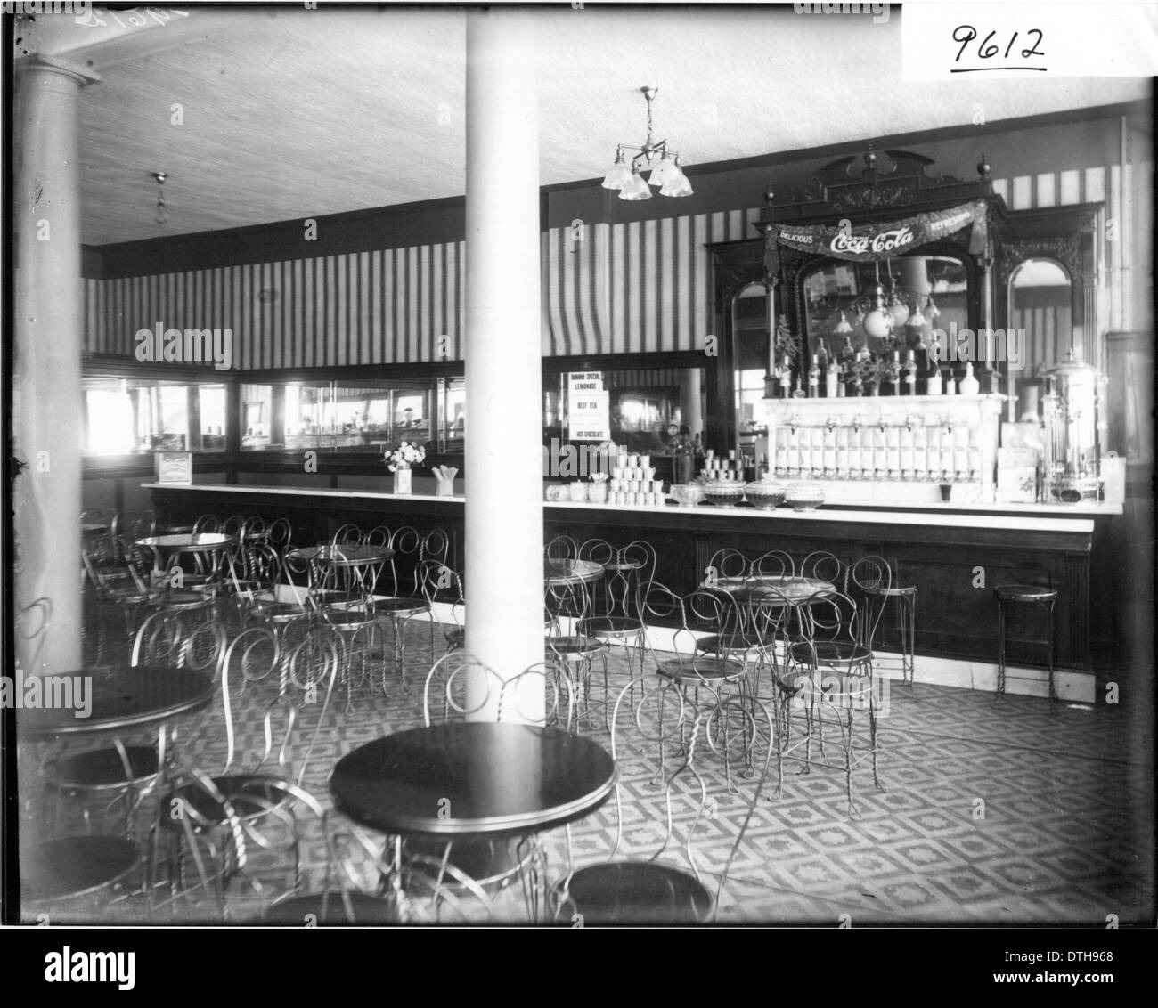 Soda fountains hires stock photography and images Alamy