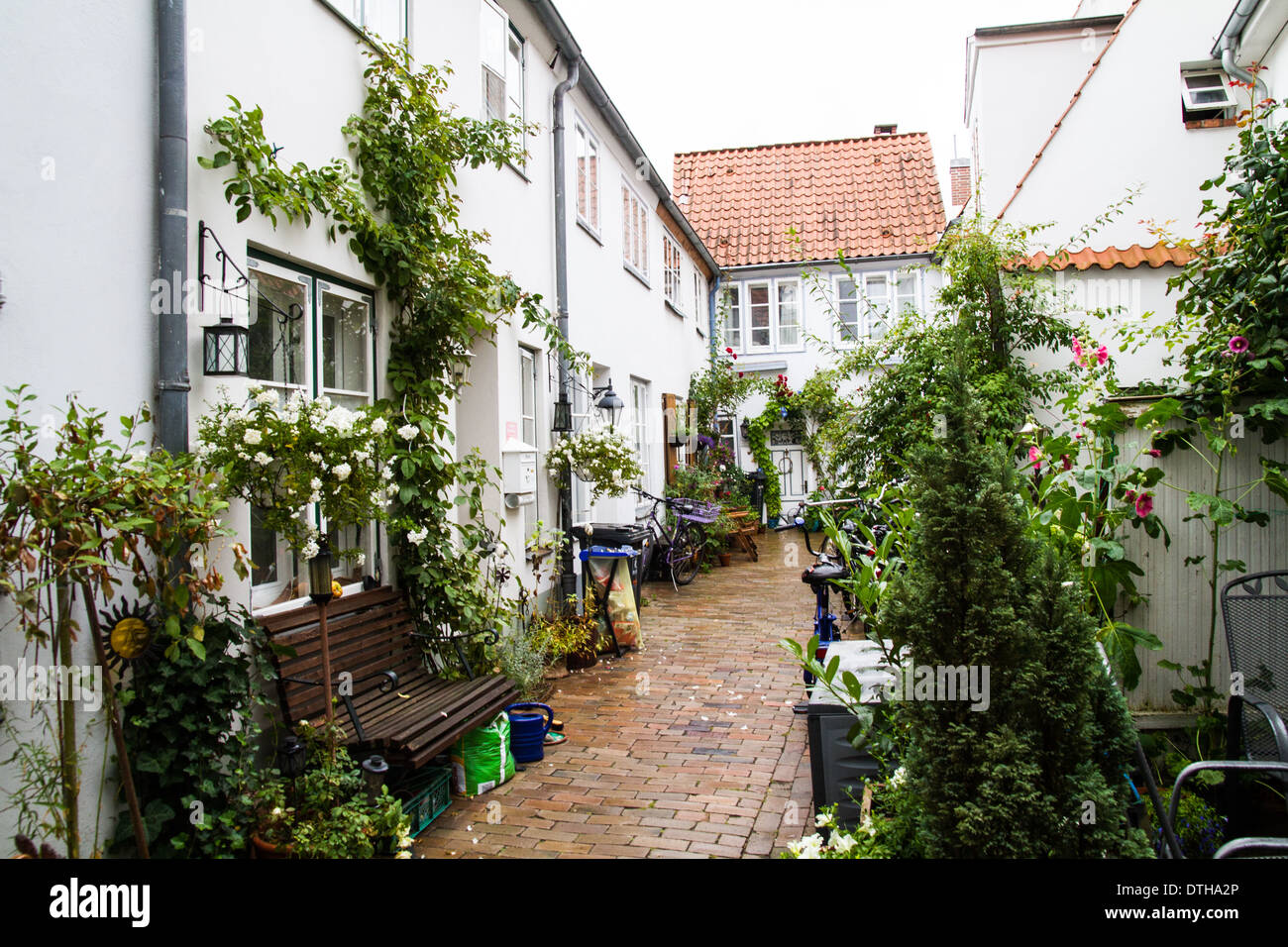 Hof courtyard housing houses Lubeck Germany Stock Photo Alamy