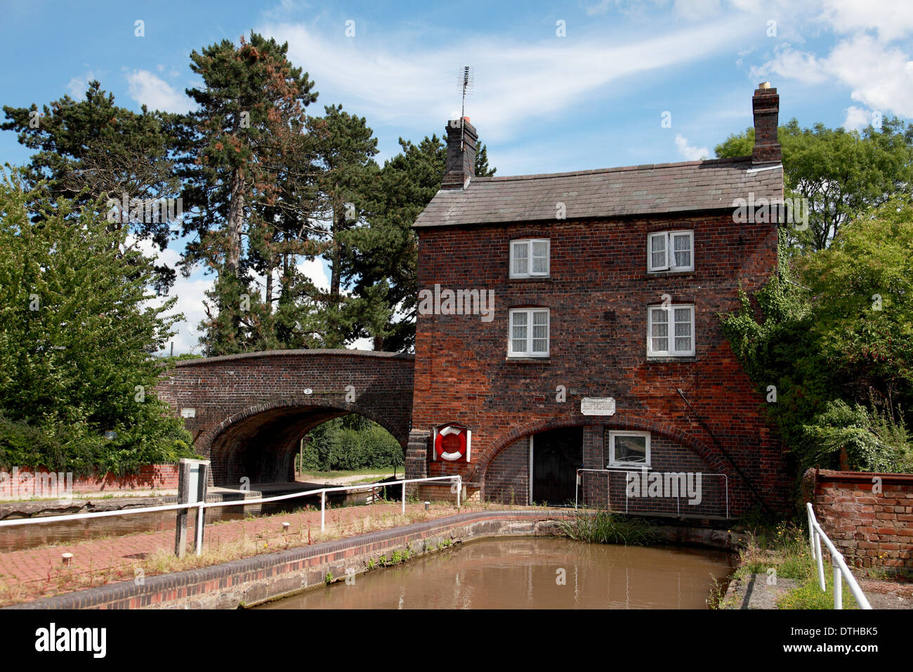 Hartshill wharf and boatyard on the Coventry Canal between Atherstone