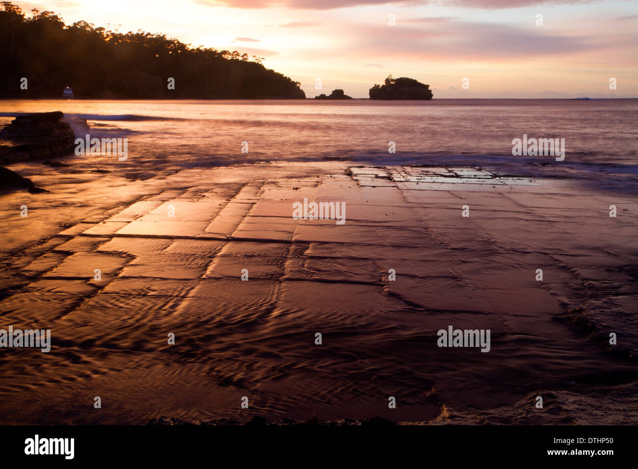 Dawn at the Tessellated Pavement, Eaglehawk Neck Stock Photo