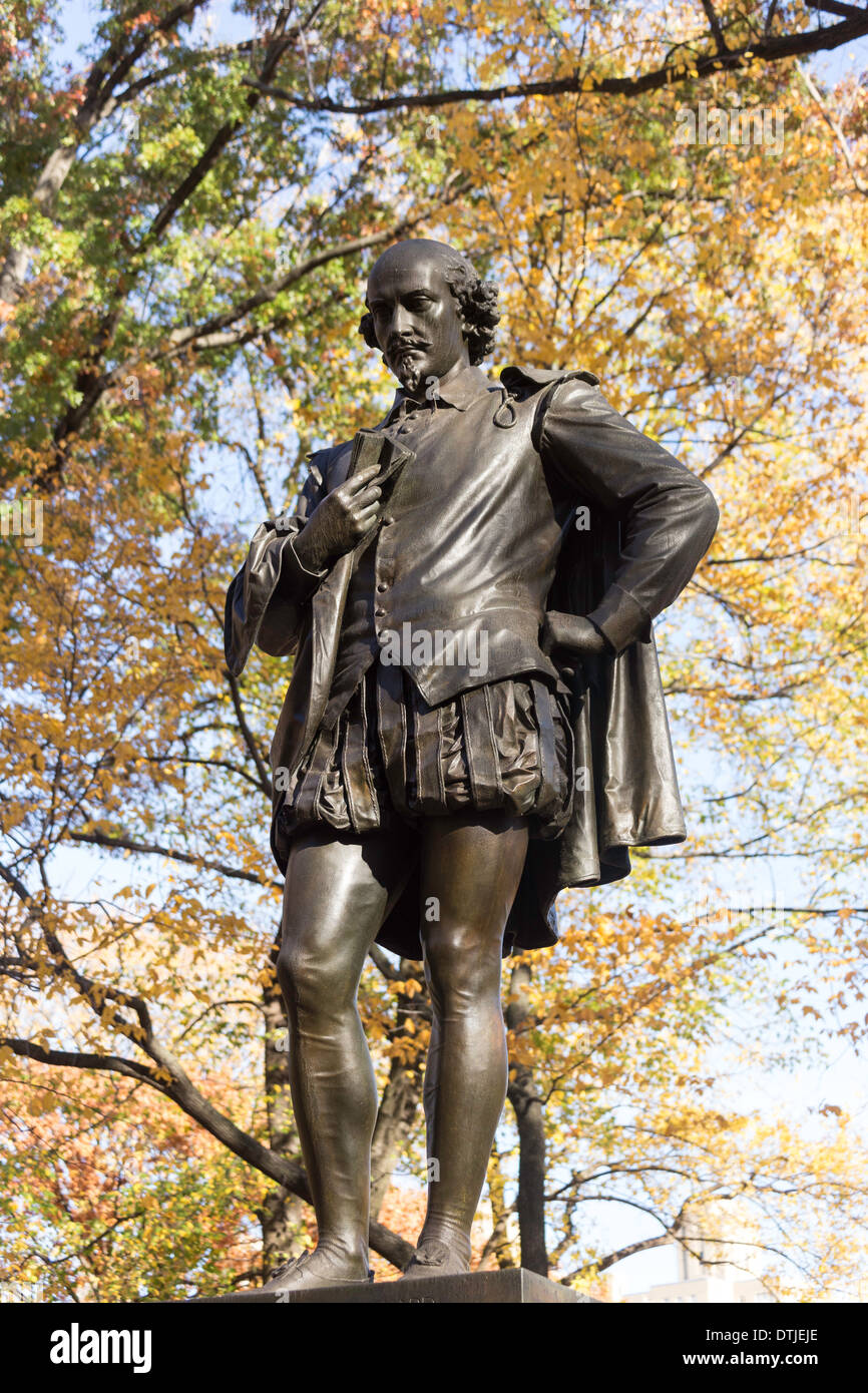Bronze Sculpture of William Shakespeare, Central Park in Autumn, NYC