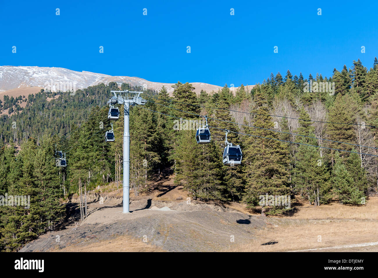 Weather ski lift hi-res stock photography and images - Alamy