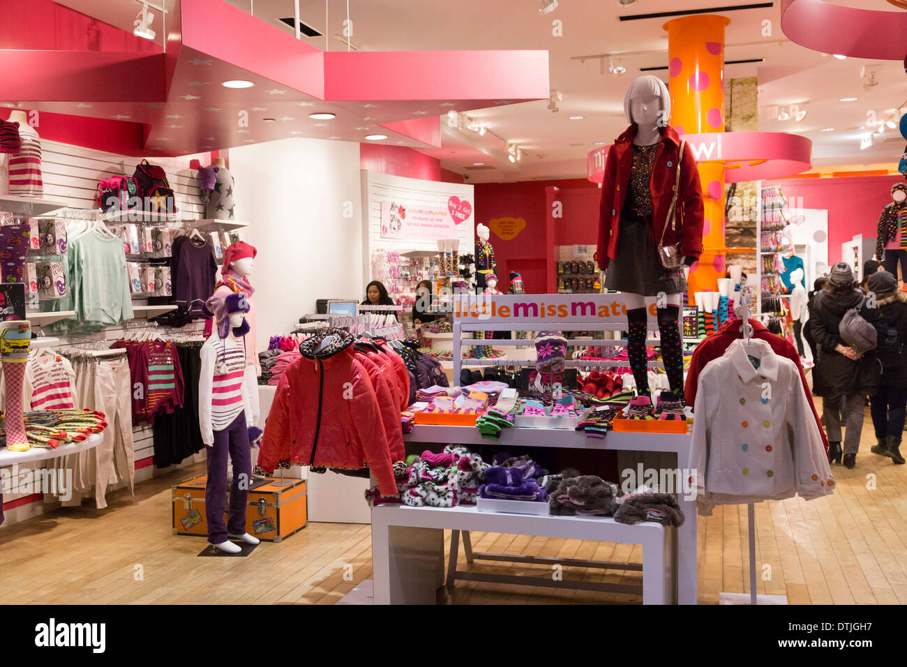 LittleMissMatched on Fifth Avenue, NYC Stock Photo