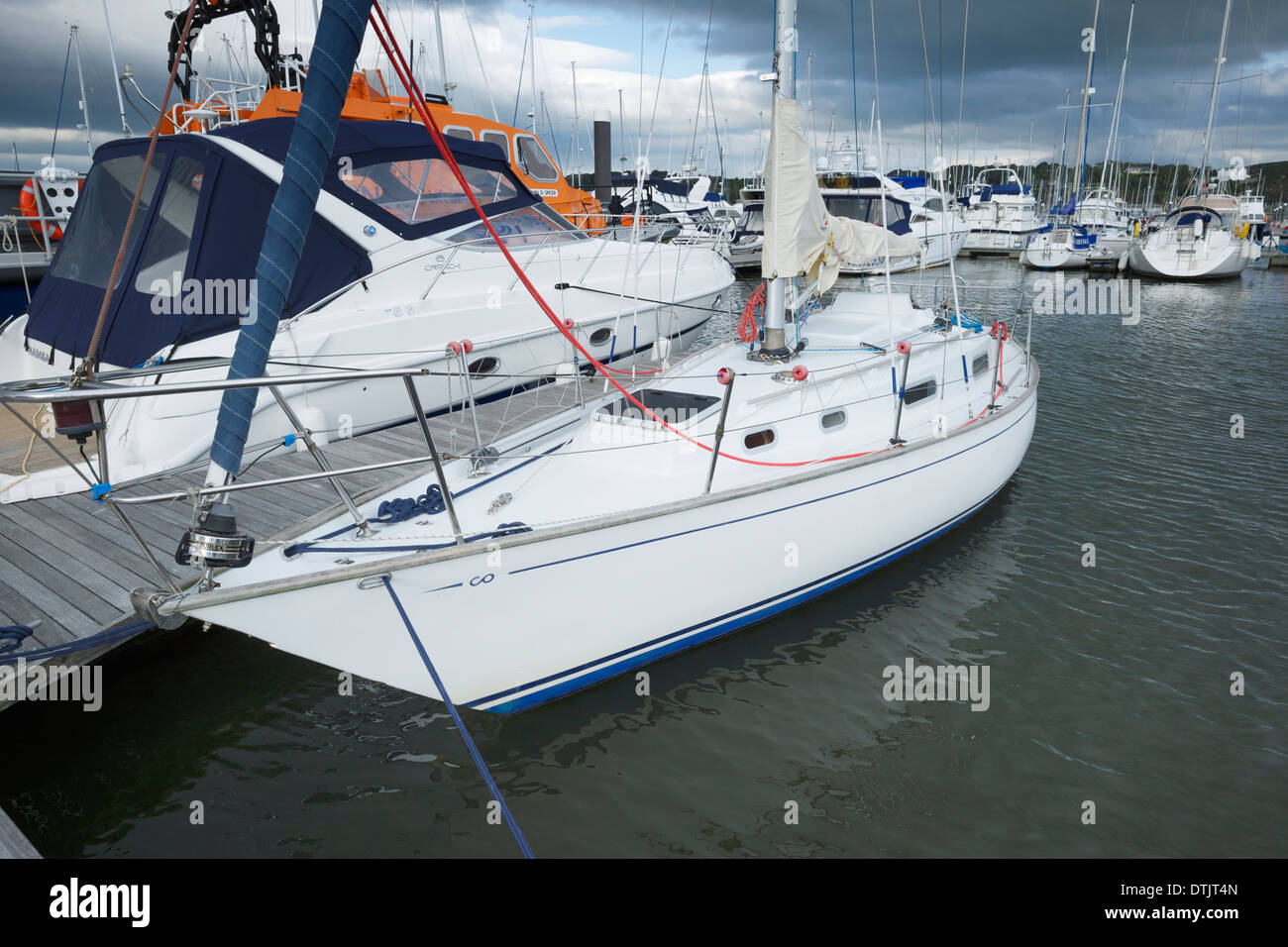 Contessa 32 :Classic 1970s sailing boat berthed prior to end of season lifting out Stock Photo