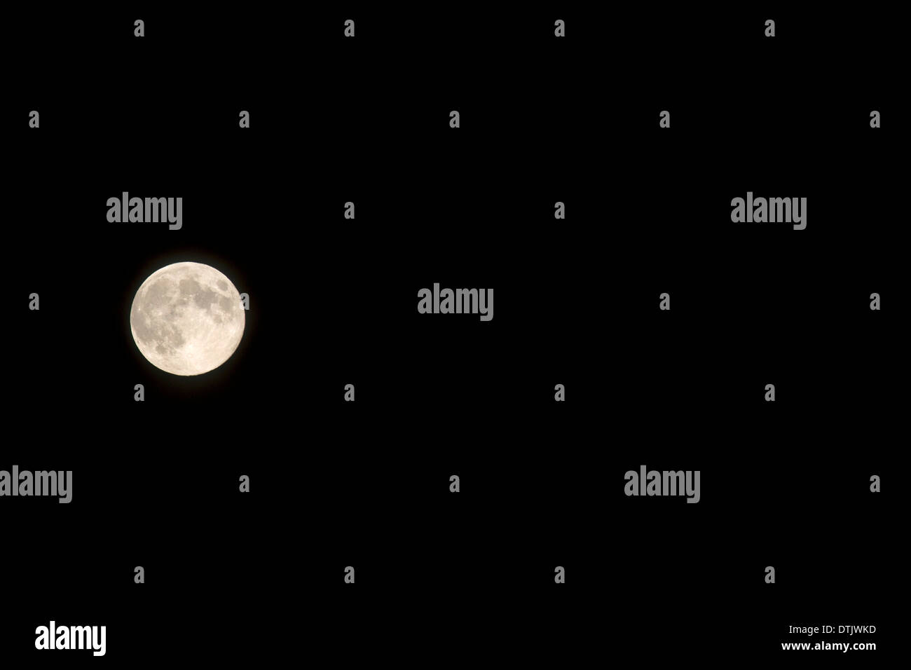Full moon night sky hi-res stock photography and images - Alamy