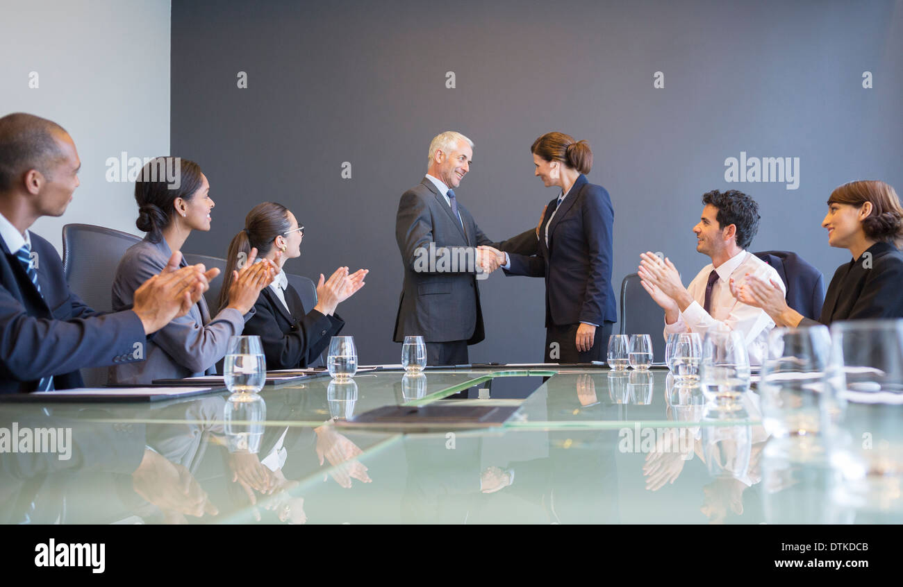 Business attire group of people hi-res stock photography and images - Alamy