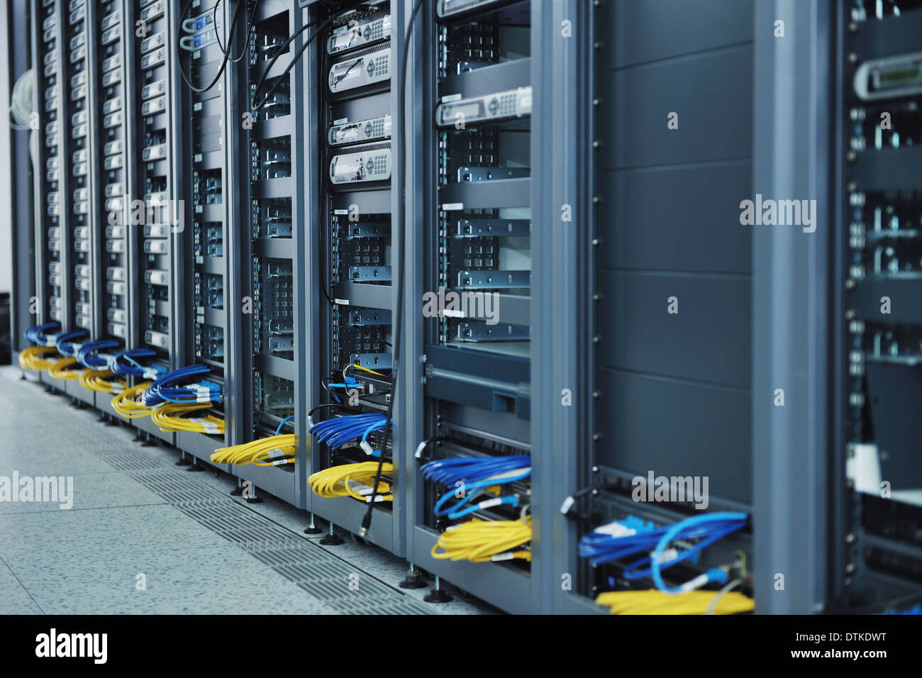 network server room Stock Photo - Alamy