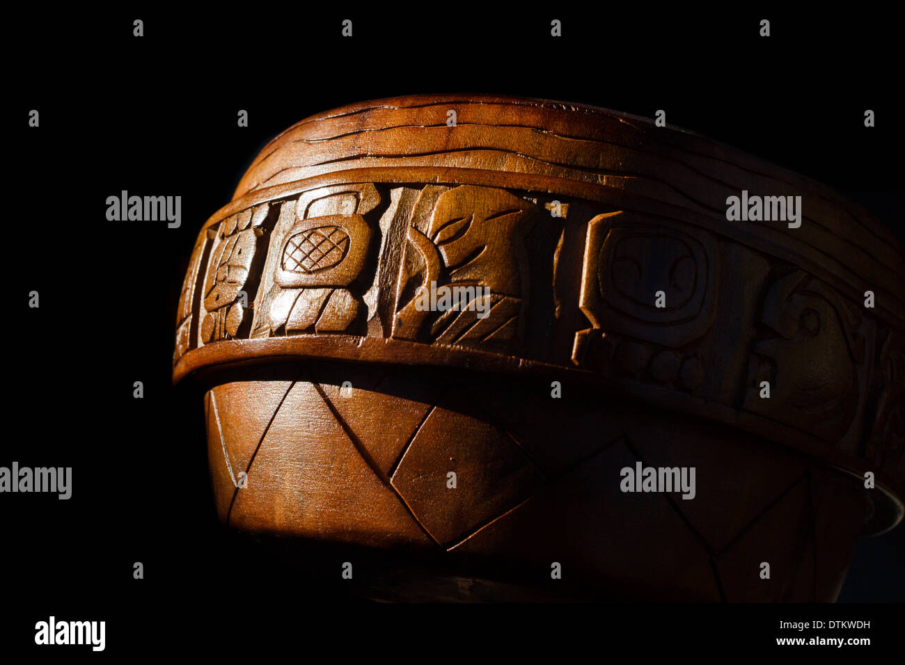 Modern Mayan pottery wooden craft in Yucatán Stock Photo