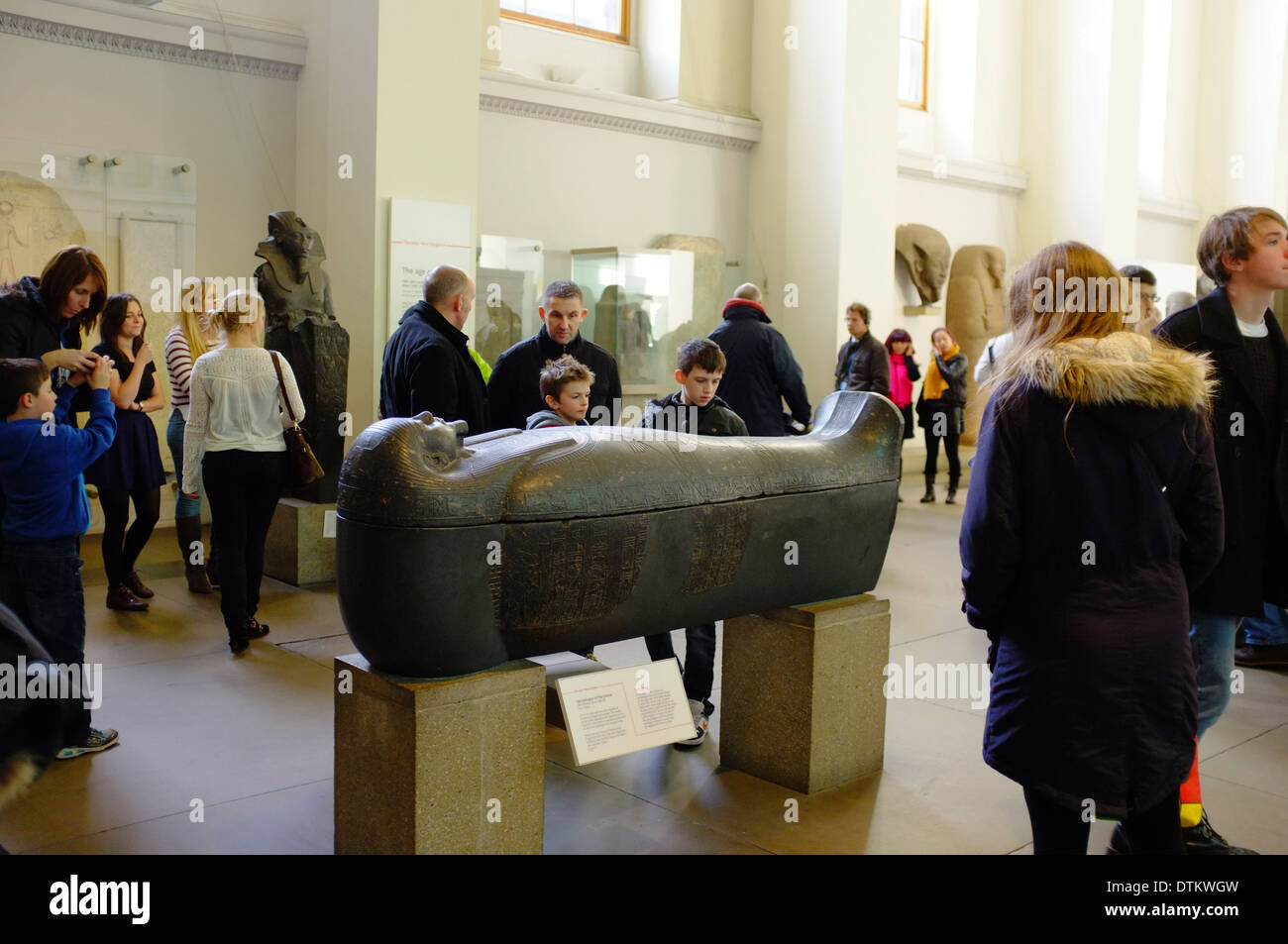 Egyptian artifacts museum hires stock photography and images Alamy