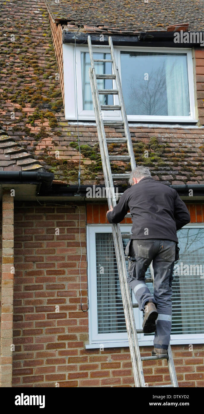 Ladder Dangerous High Resolution Stock Photography and Images Alamy