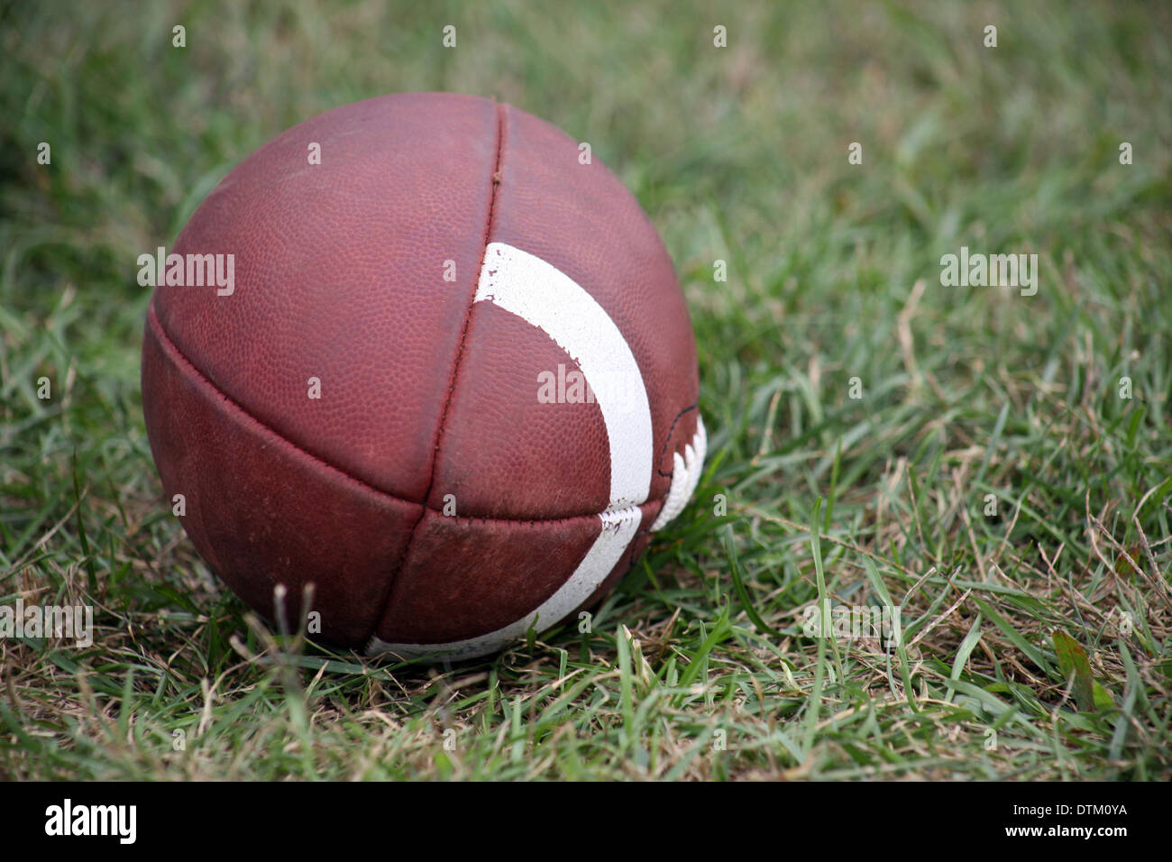 Football Grass Field Hi res Stock Photography And Images Alamy football-grass-field-hi-res-stock-photography-and-images-alamy