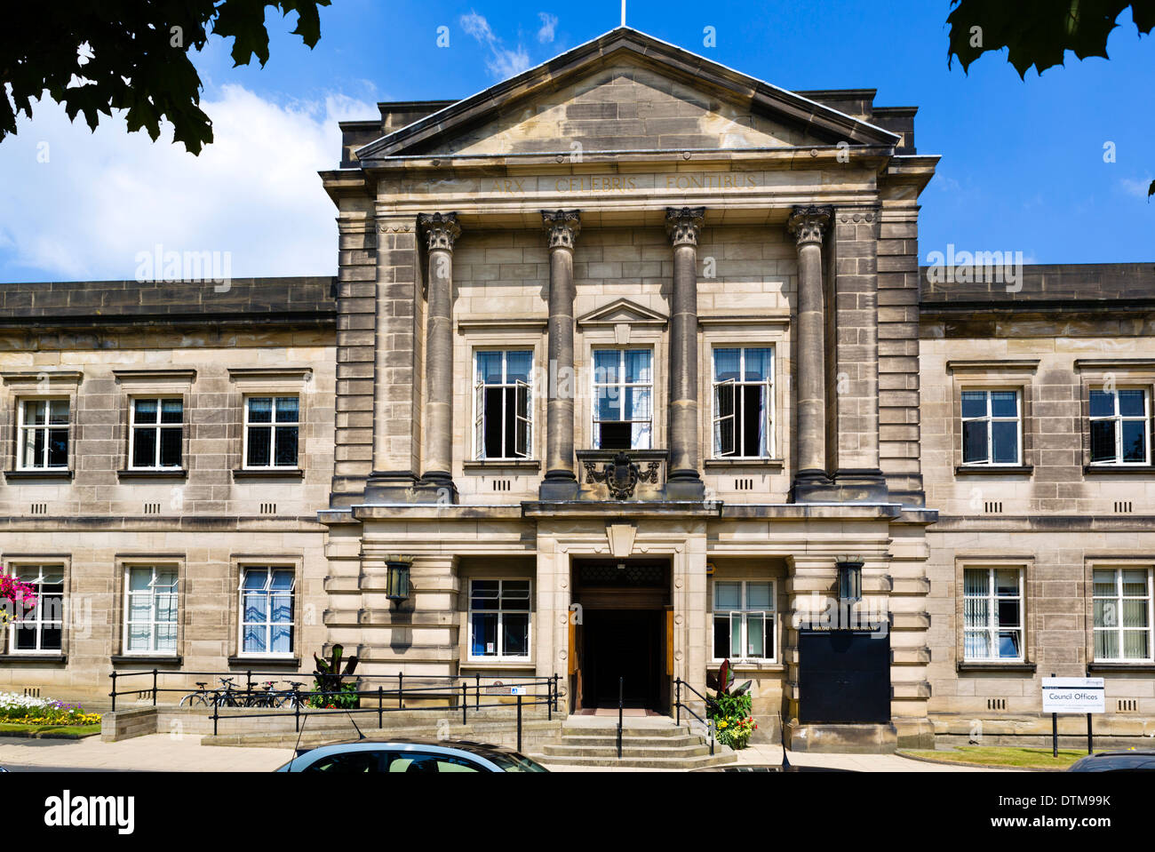 Harrogate borough council offices hires stock photography and images