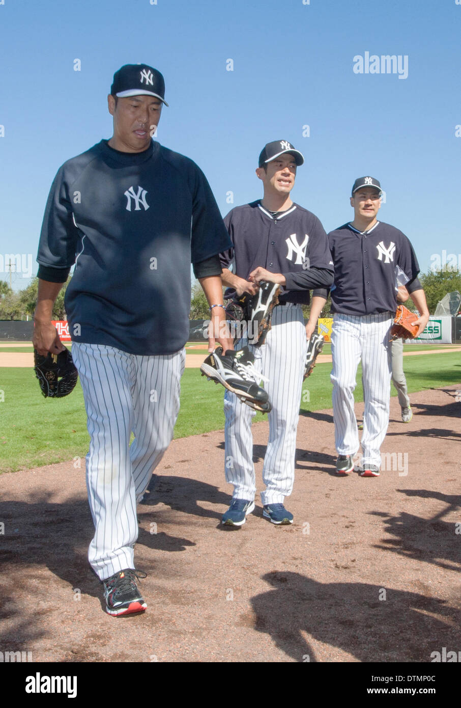 Tampa, Florida, USA. 17th Feb, 2014. (LR) Hiroki Kuroda, Yoshinori
