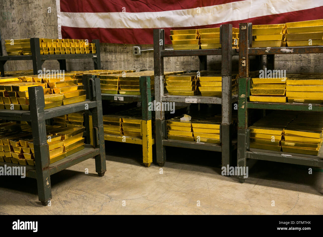 Bars of gold bullion owned by the U.S. Government at the West Point Stock Photo 66841206 Alamy