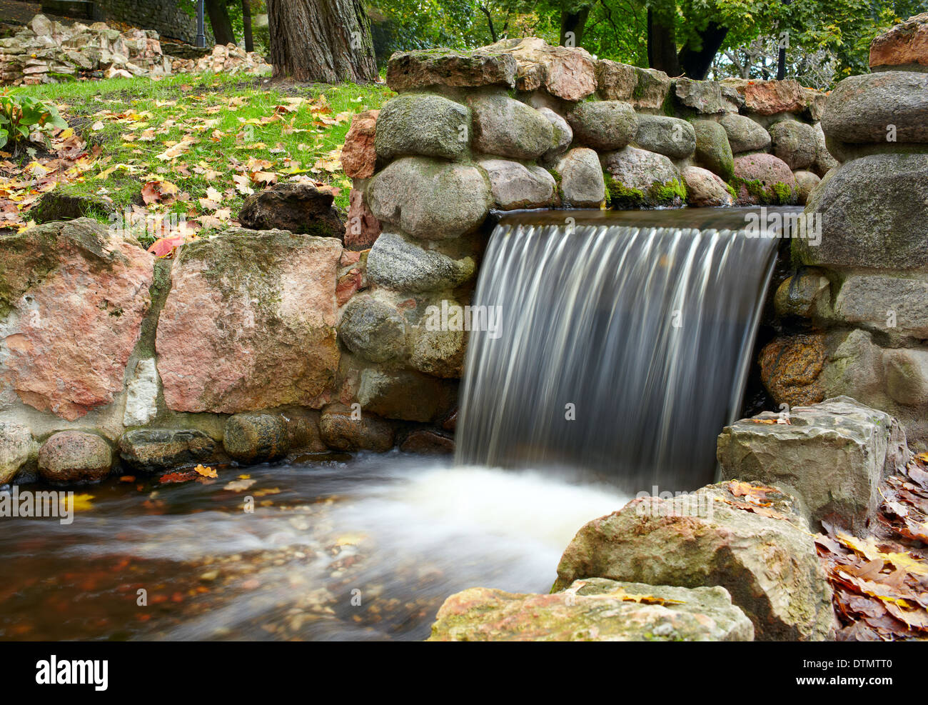 Quiet cascade hi-res stock photography and images - Alamy