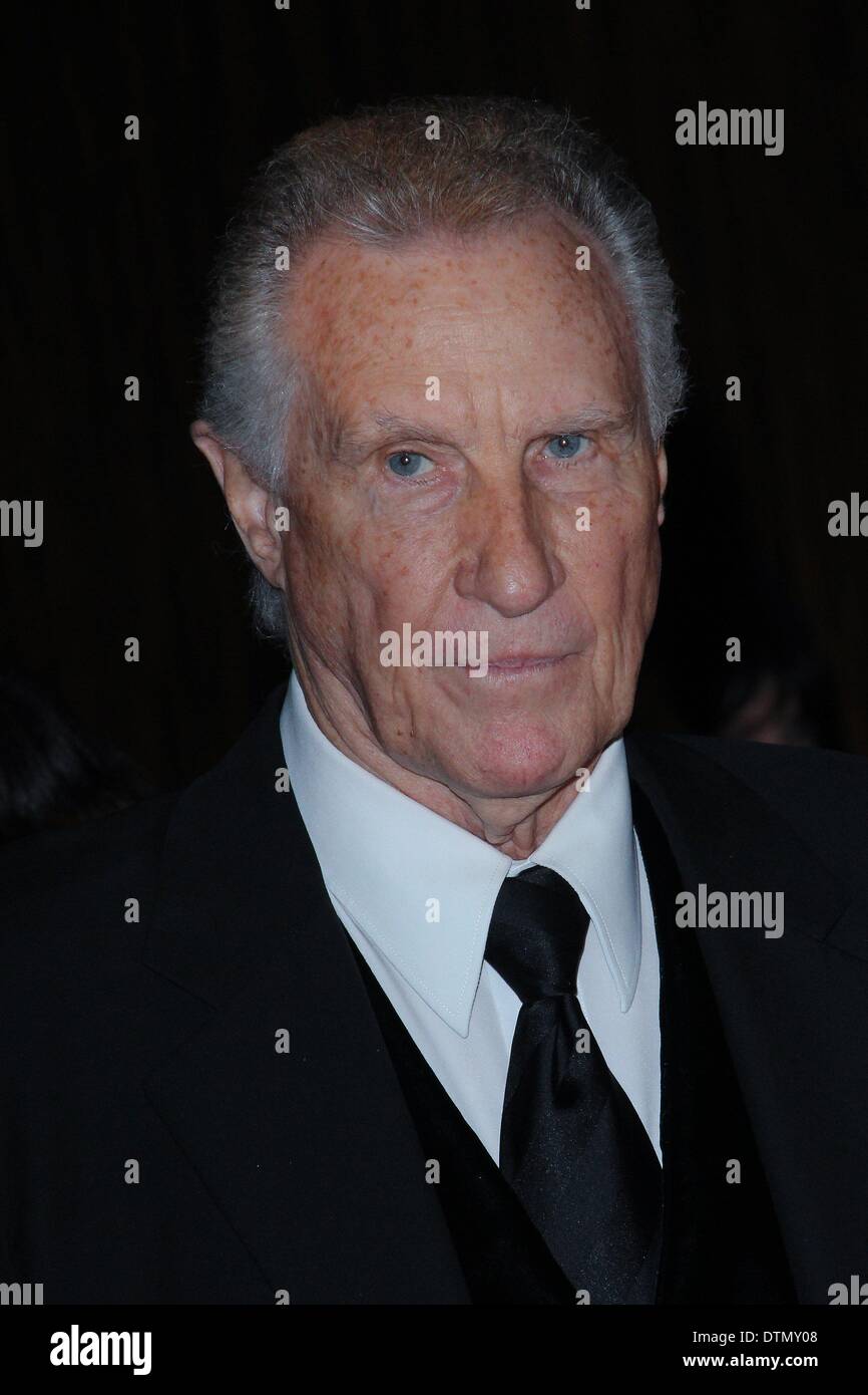 Bill medley hi-res stock photography and images - Alamy