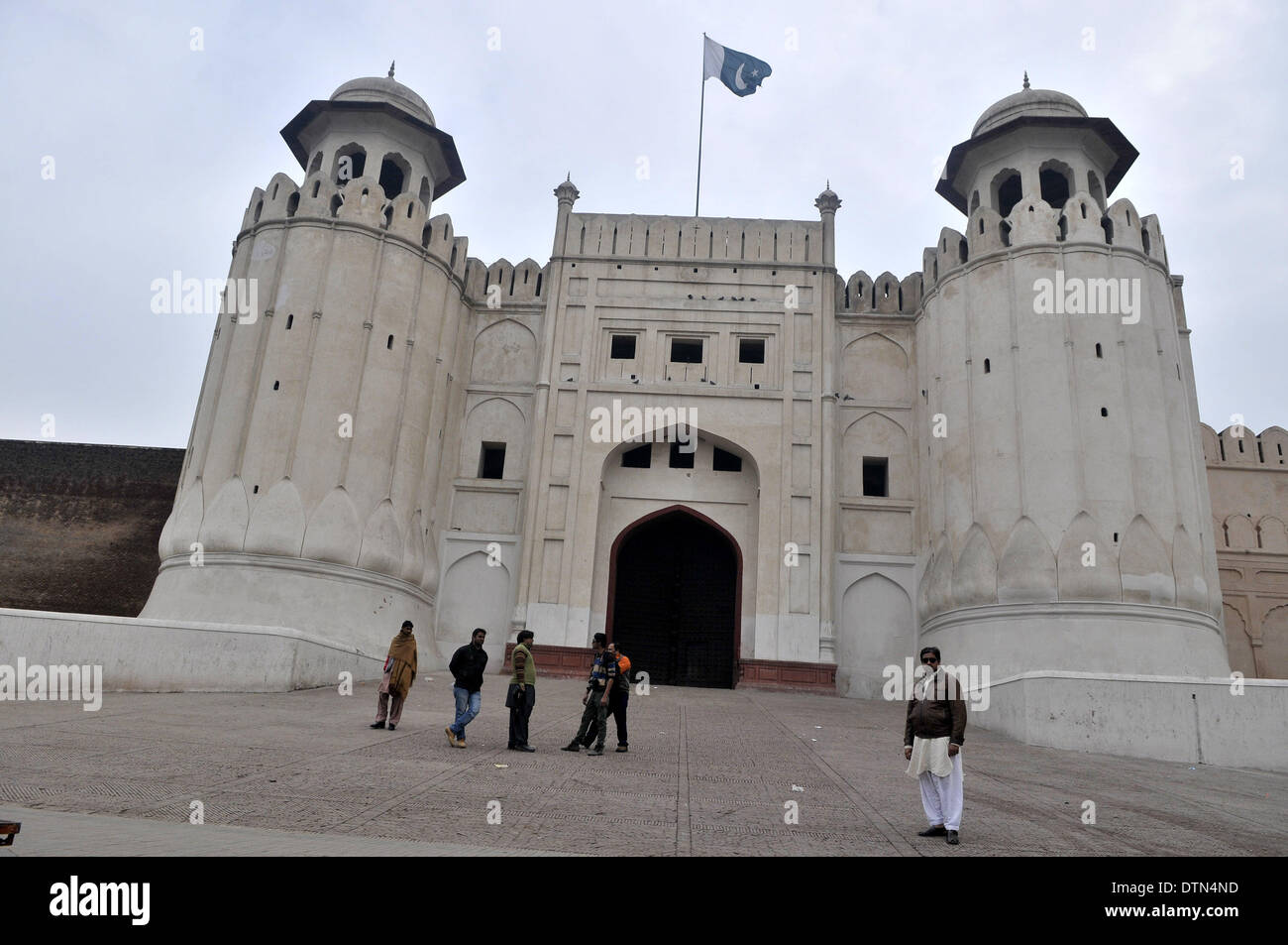 Lahore. 21st Feb, 2014. Tourists visit Lahore Fort or Shahi Qila (in