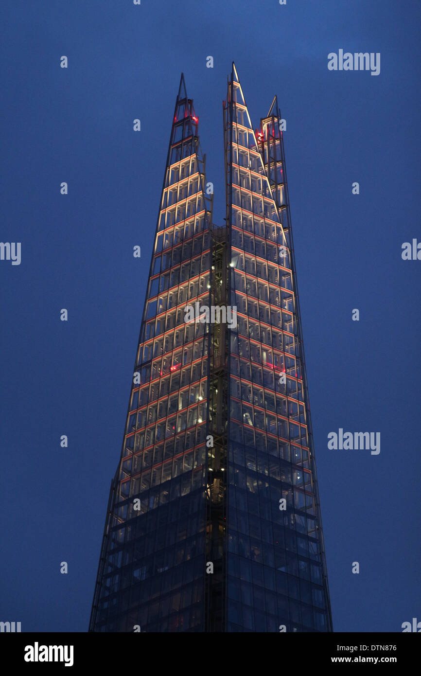 Pinnacle of the shard hi-res stock photography and images - Alamy