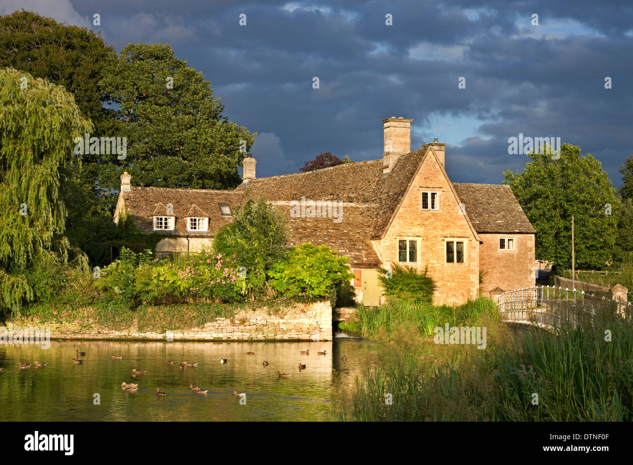 Picturesque Fairford Mill in the Cotswolds, Gloucestershire, England. Summer (July) 2010. Stock Photo