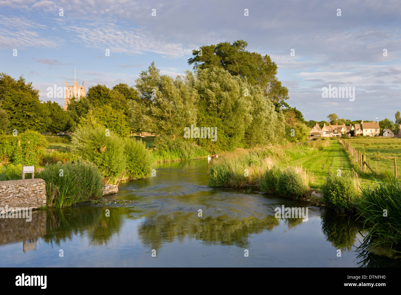 The River Coln passes through the picturesque village of Fairford in
