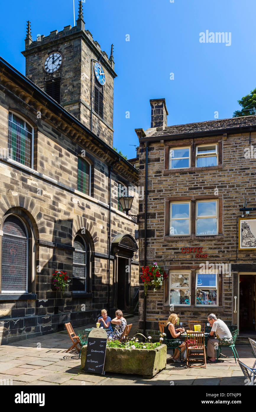 Beatties Cafe on Town Gate in the village centre, Holmfirth, West Yorkshire, England UK Stock Photo