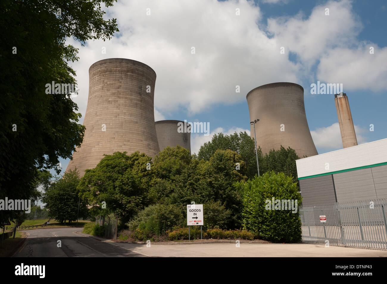 View of the cooling towers at Didcot in Oxfordshire Stock Photo