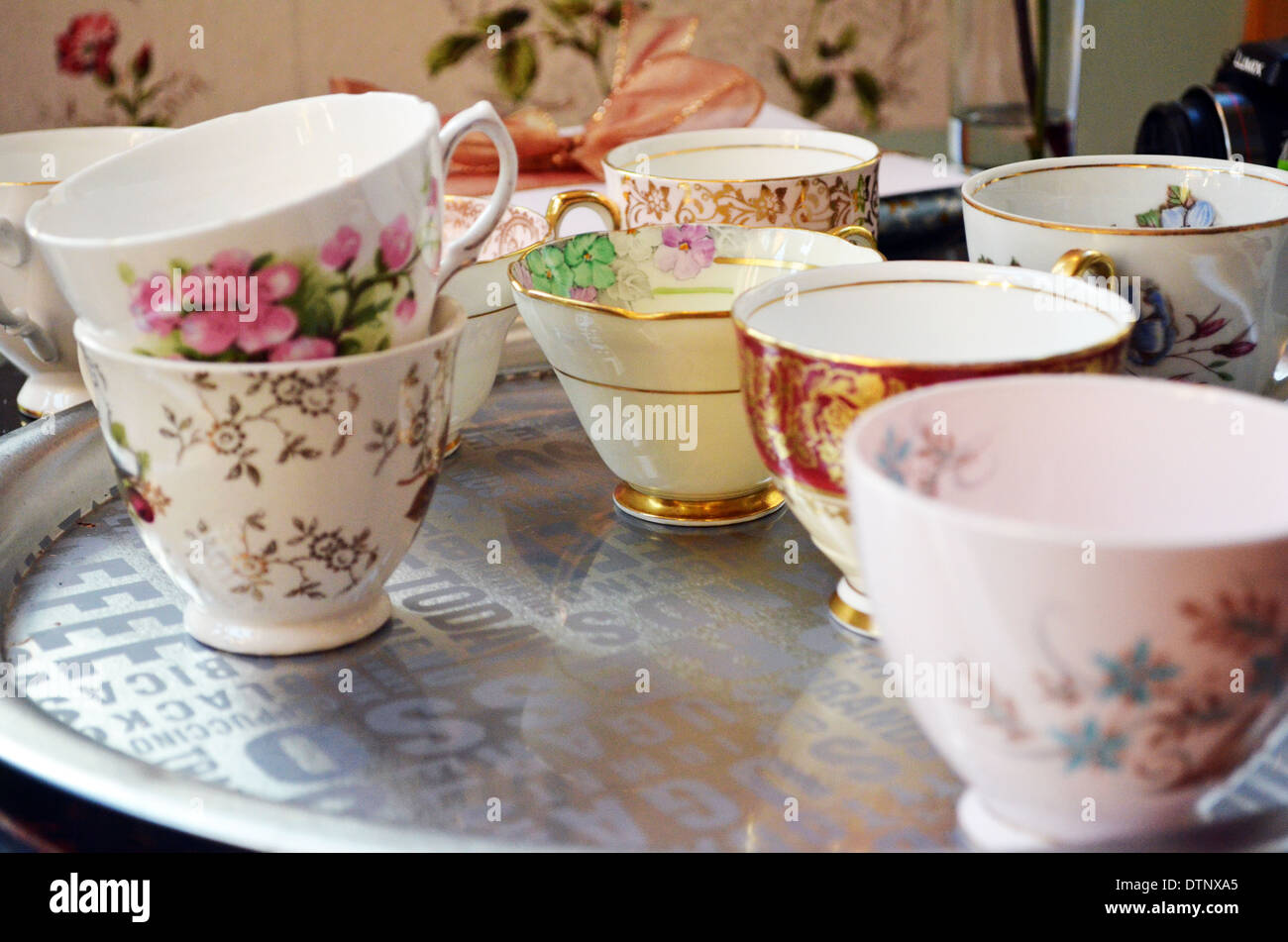 Vintage Lace Tea Cup, Saucer & Dessert Place In Decorative Hat Box