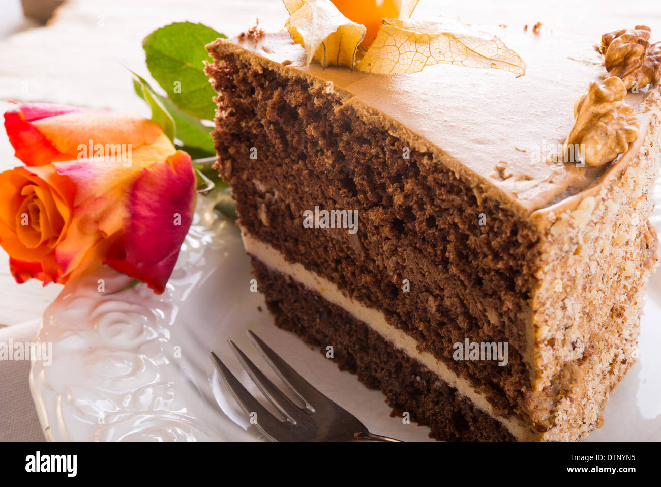 cake with roses Stock Photo - Alamy