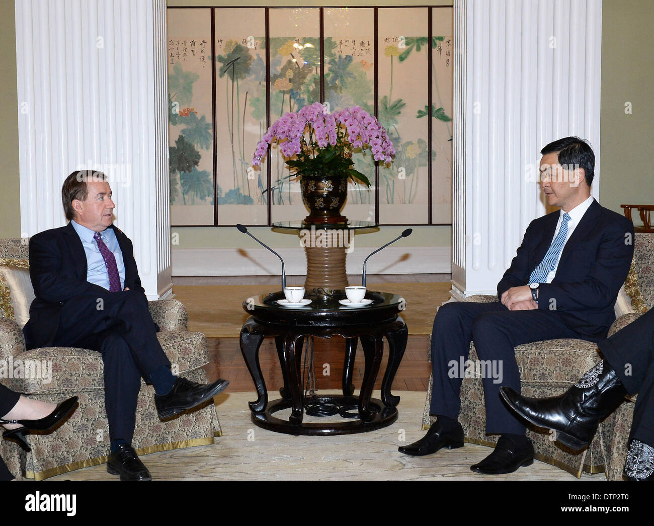 Hong Kong, China. 22nd February 2014. (Hong Kong's Chief Executive CY Leung (R) meets with a U.S. delegation headed by Ed Royce, chairman of the U.S. House Committee on Foreign Affairs, in Hong Kong, south China, Feb. 22, 2014. Credit:  Xinhua/Alamy Live News Stock Photo