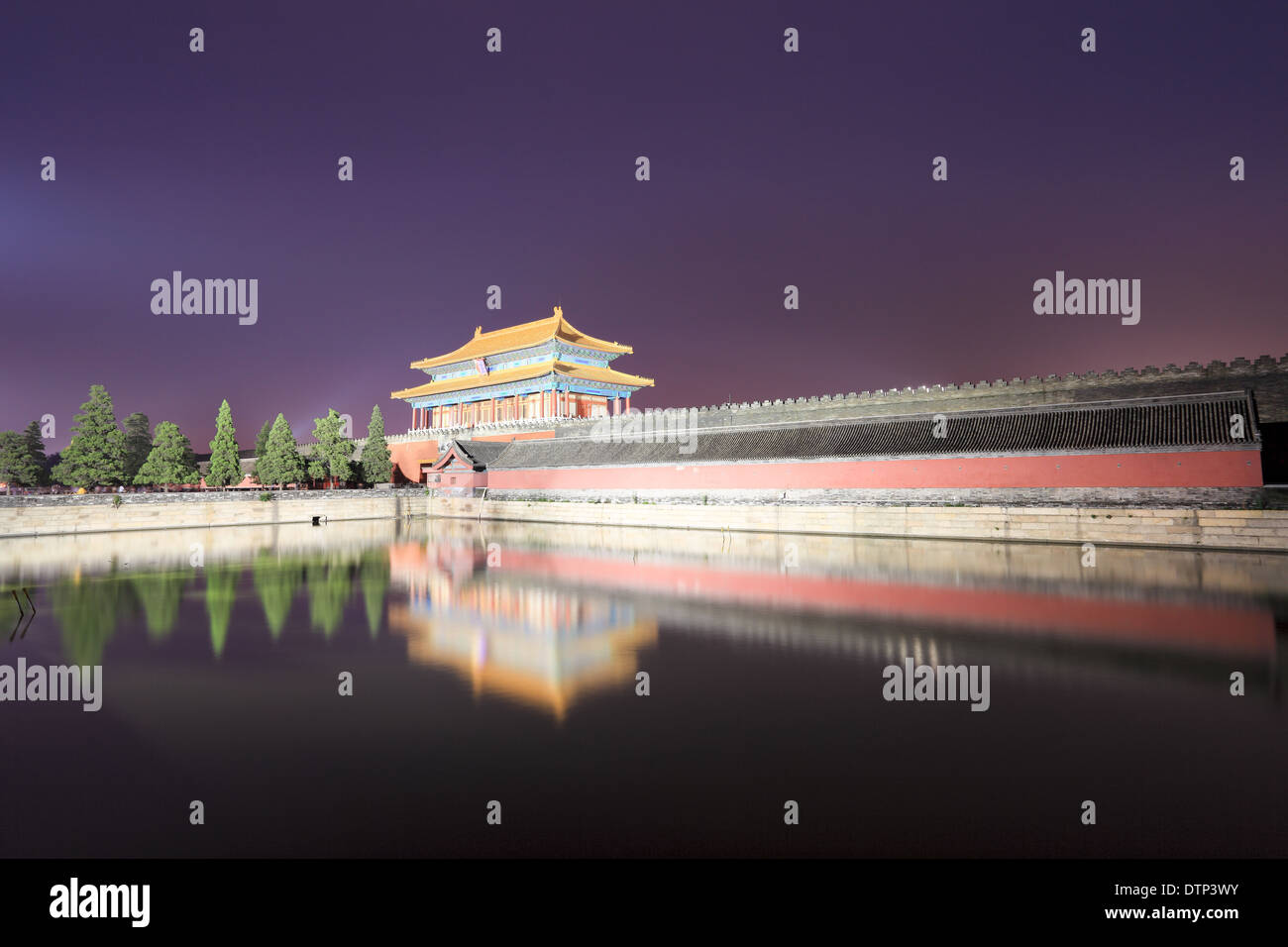 the forbidden city at night Stock Photo
