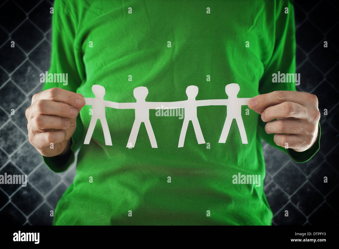 Paper chain person hi-res stock photography and images - Alamy