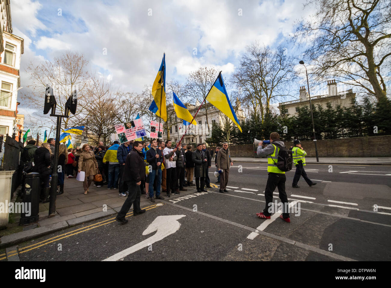 British Ukrainians protest march in London Stock Photo