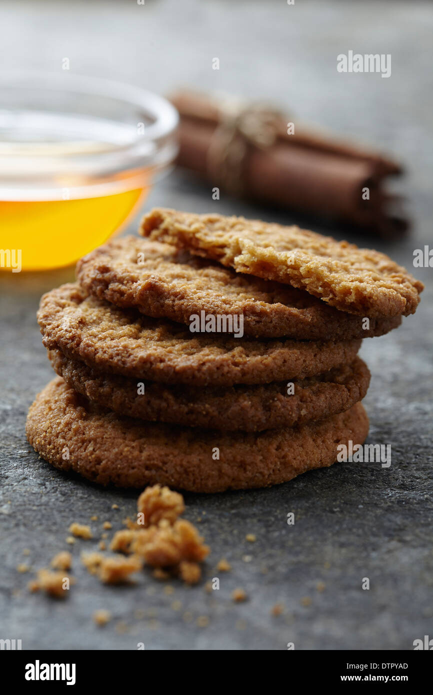 cinnamon and honey cookies Stock Photo Alamy