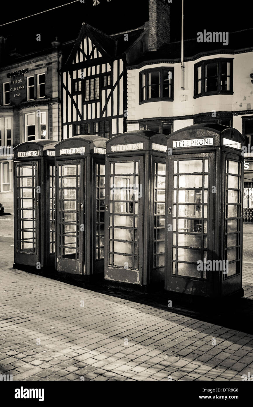 Black telephone boxes hires stock photography and images Alamy