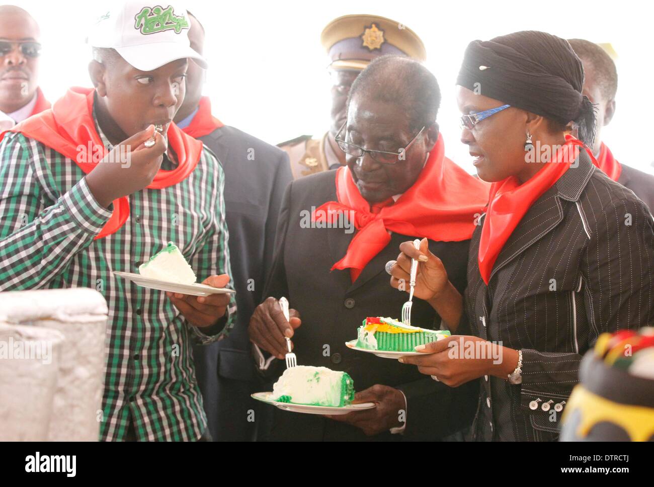 90th birthday cake hi-res stock photography and images - Alamy