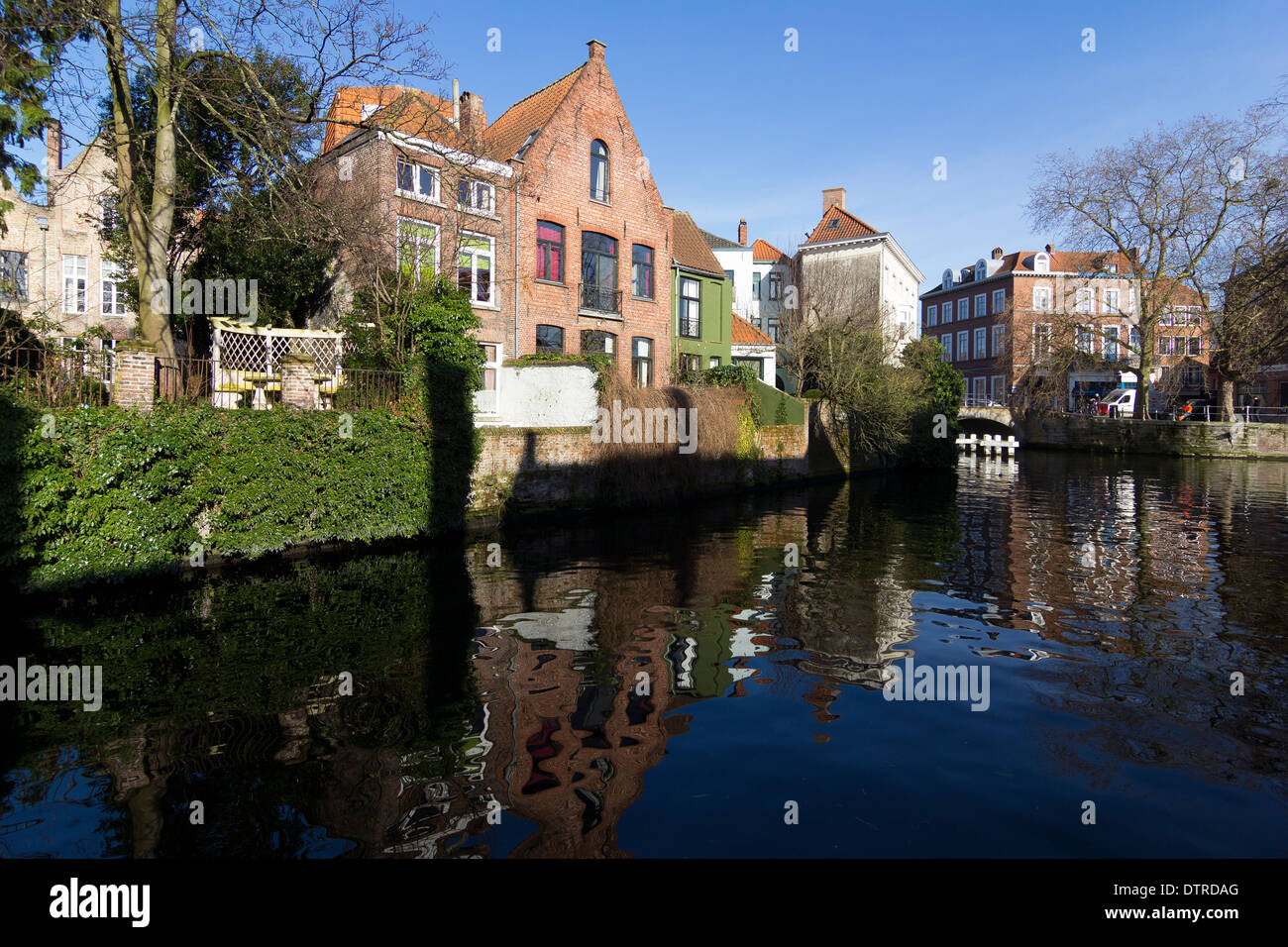 Canalside homes at the Groenerei, Bruges (Brugge) Stock Photo