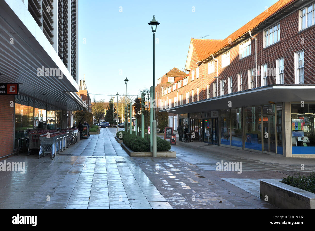 Howard centre welwyn garden city hires stock photography and images