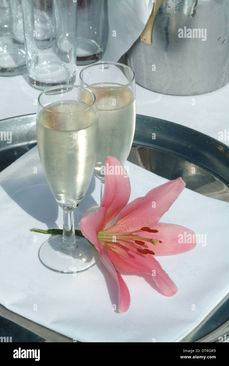Wedding Champagne Glasses Stock Photo - Alamy