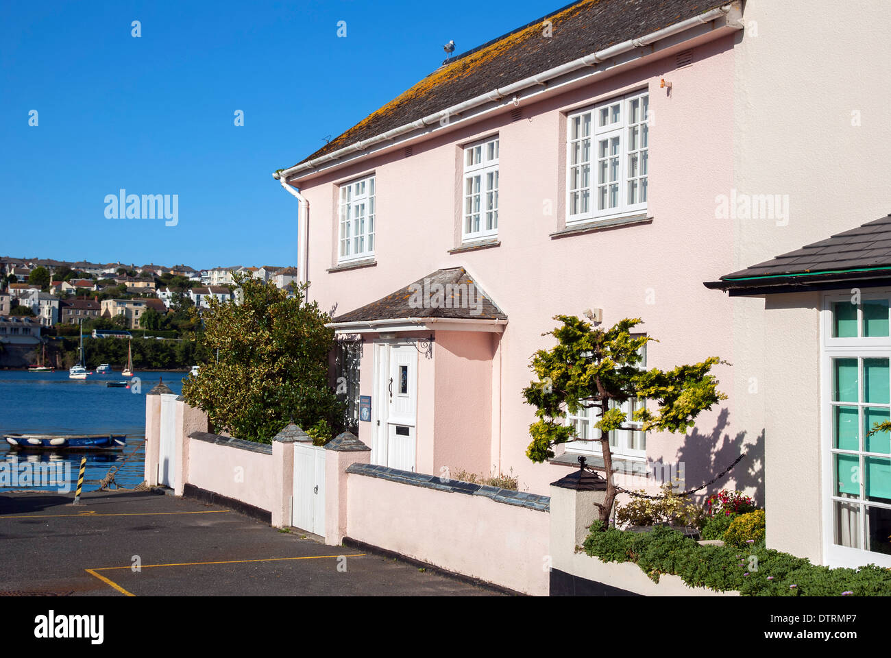 Flushing cornwall hires stock photography and images Alamy
