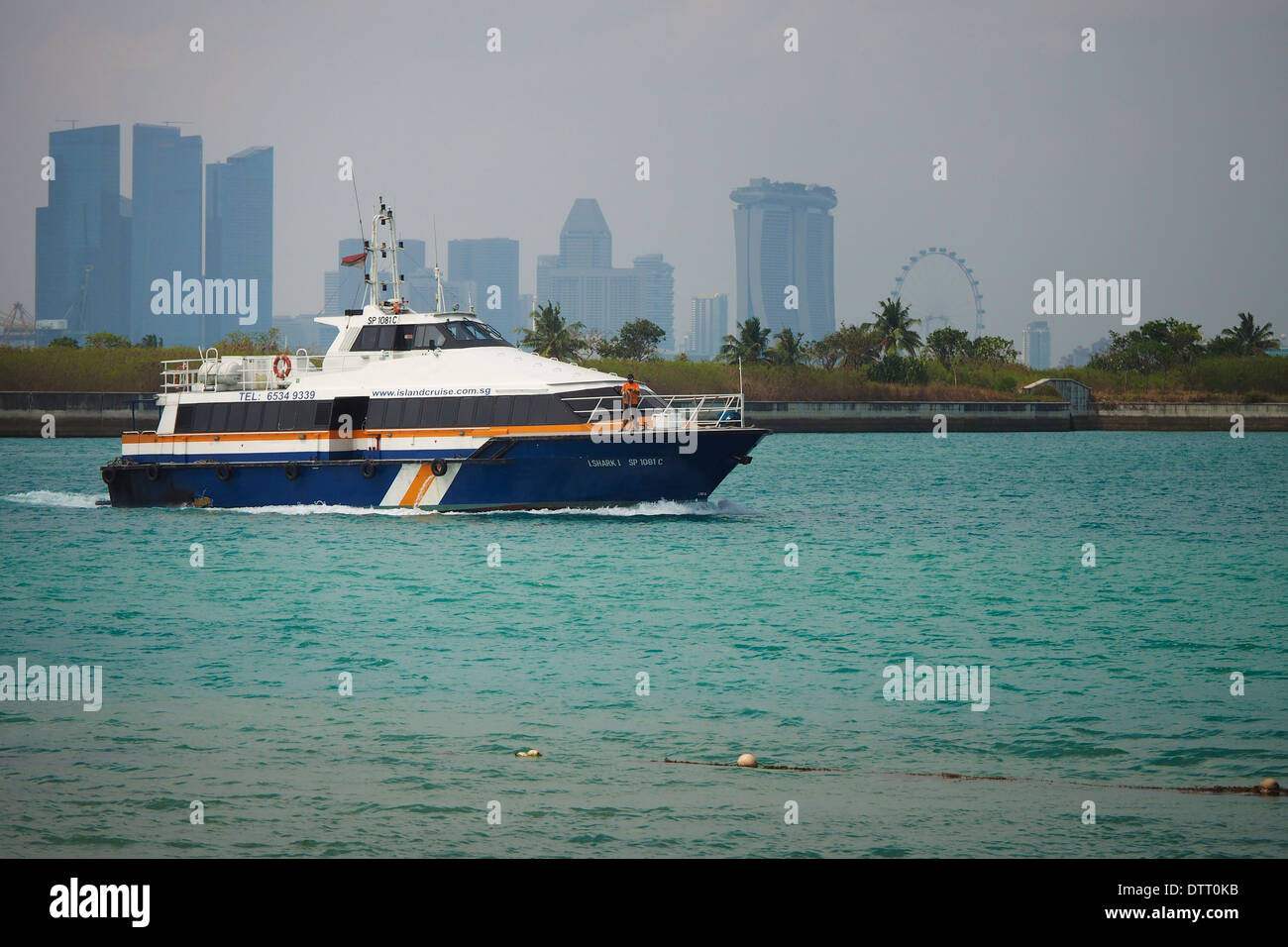 Ferry Services Operated By Singapore Island Cruise Pulling Into St John Island S Jetty To Pick Up Passengers Stock Photo Alamy