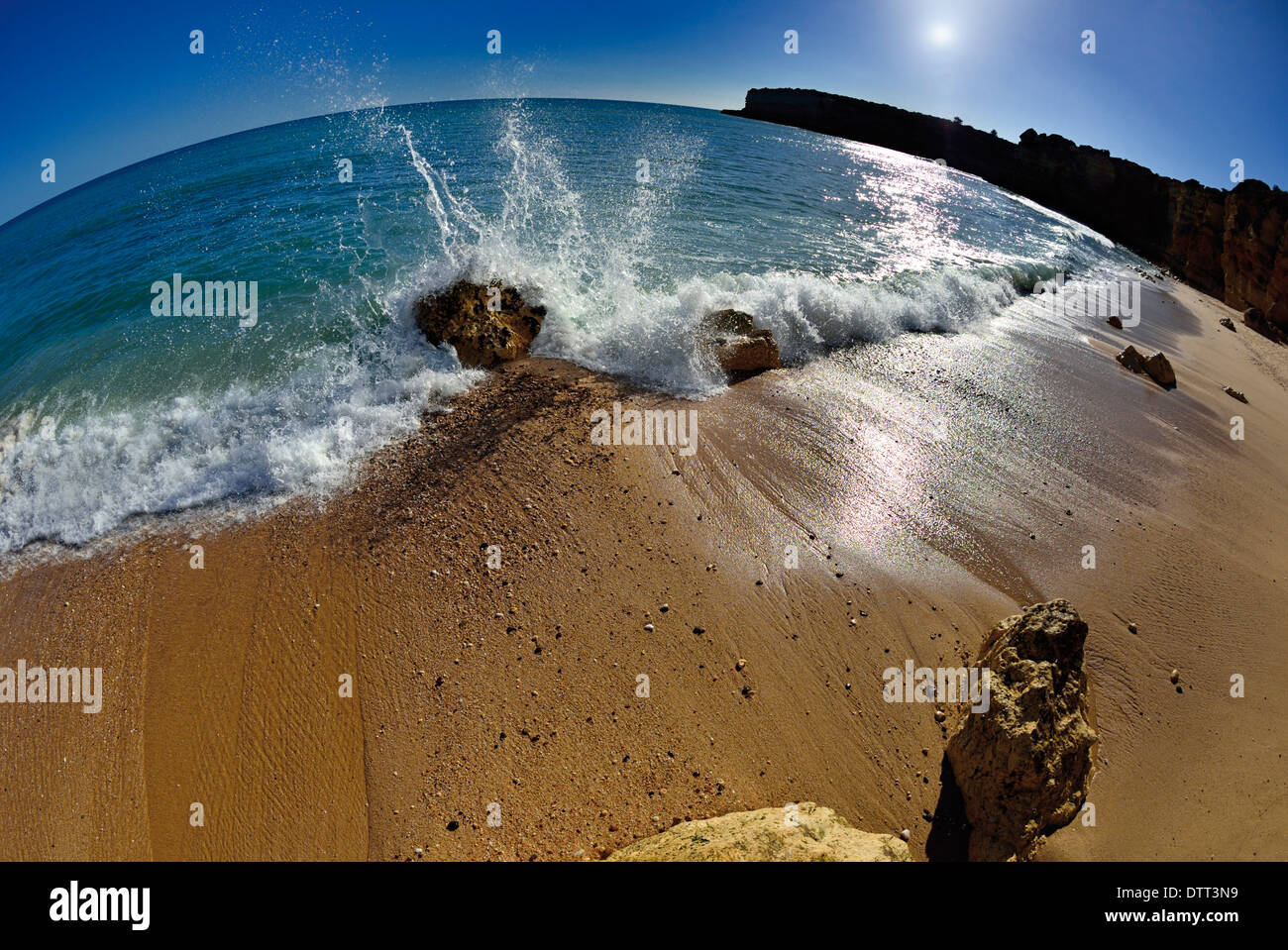 Ocean cliffs hi-res stock photography and images - Alamy
