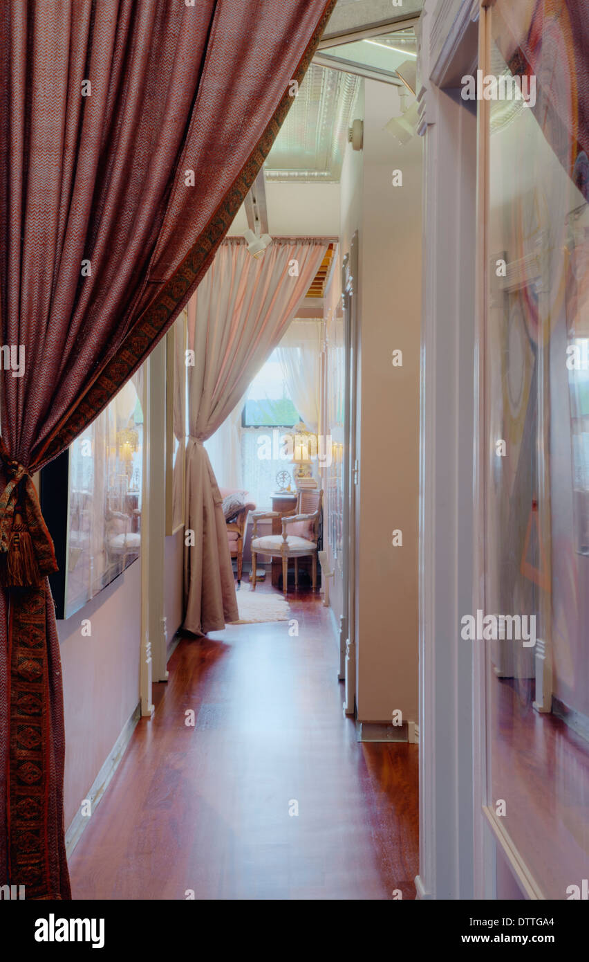 Trendy Corridor Curtain Ideas to Elevate Your Entryway Style