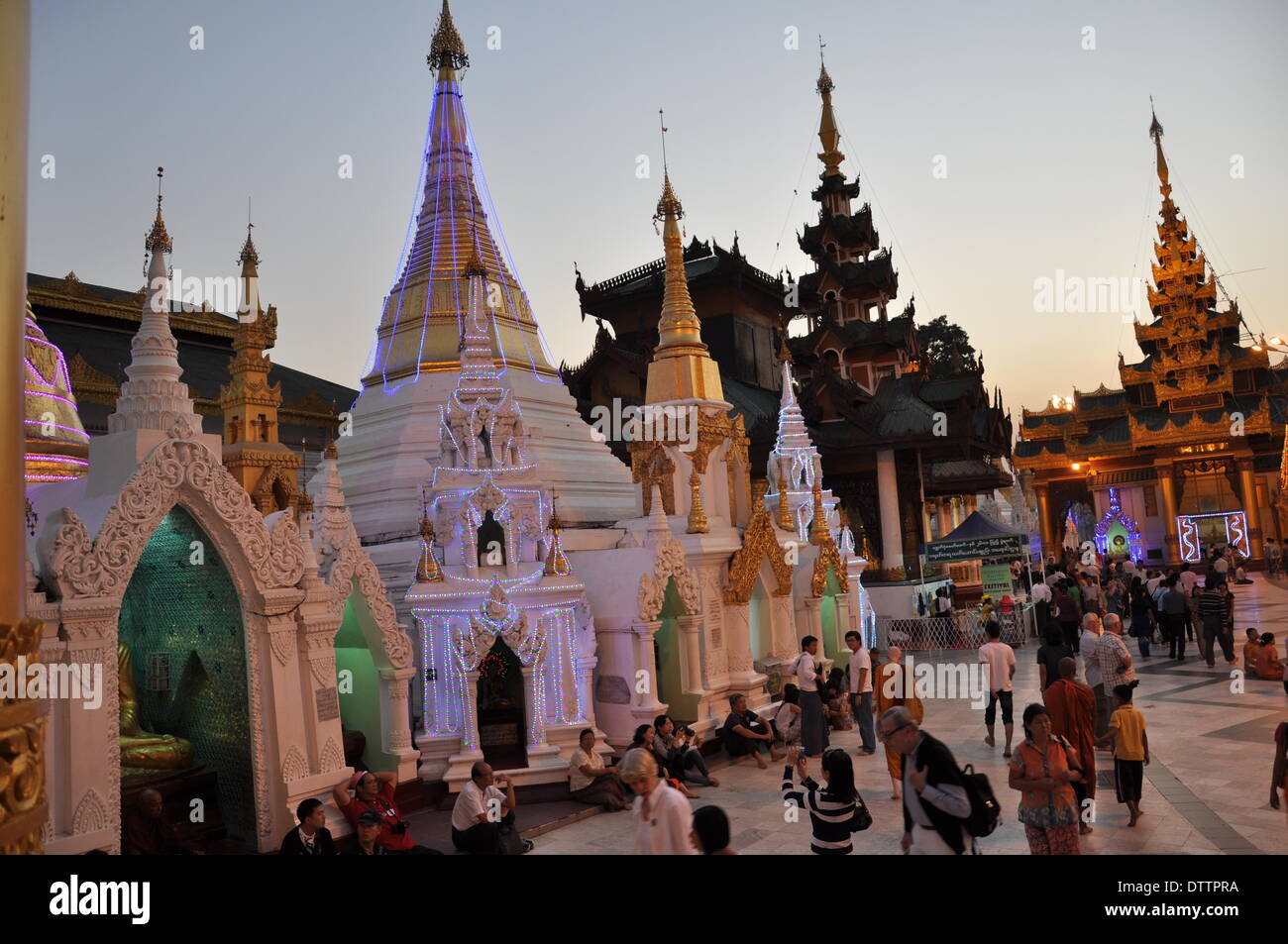 shwedagon pagode Stock Photo
