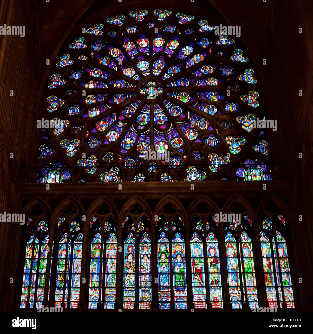 Rose window of Notre Dame Cathedral Stock Photo Alamy
