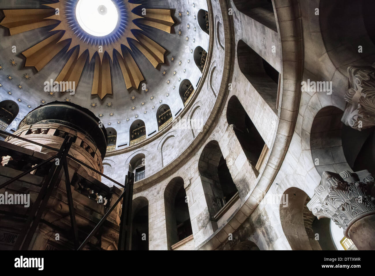 Rotunda of the holy sepulchre hi-res stock photography and images - Alamy
